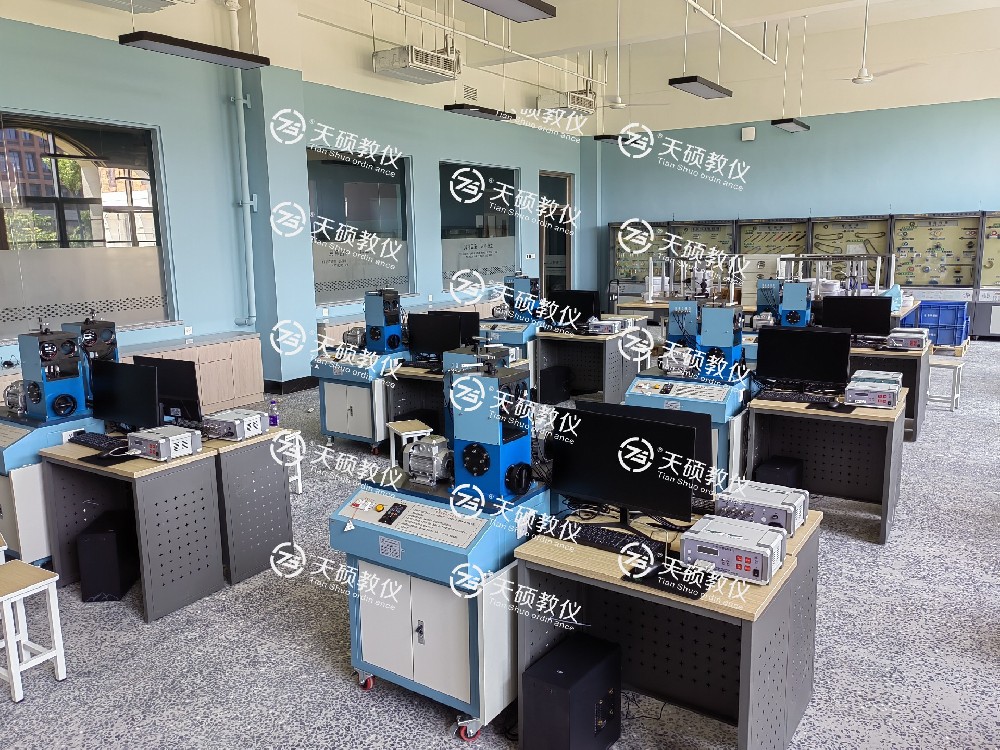 中原科技學(xué)院新校區(qū)理工學(xué)部實(shí)驗(yàn)室建設(shè)項(xiàng)目 順利安裝、調(diào)試、培訓(xùn)、驗(yàn)收通過(guò)